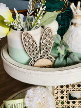 Load image into Gallery viewer, Rattan Bunny