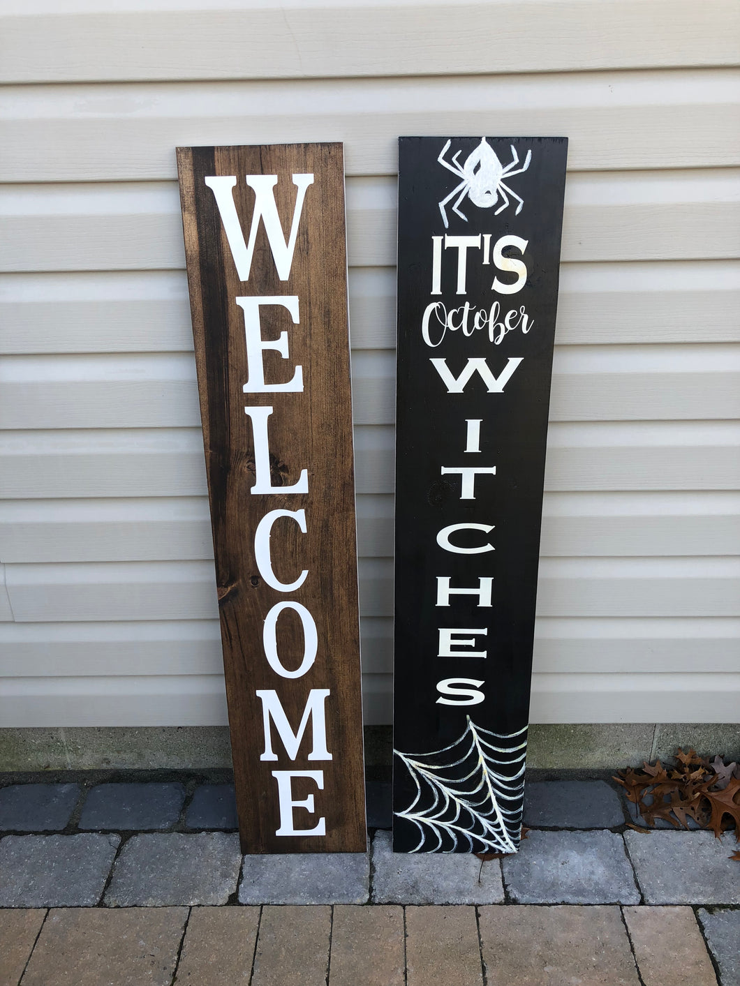Welcome Vertical Sign