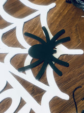 Load image into Gallery viewer, Personalized Spider Web Wreath