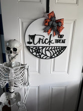 Load image into Gallery viewer, Trick Or Treat Sign